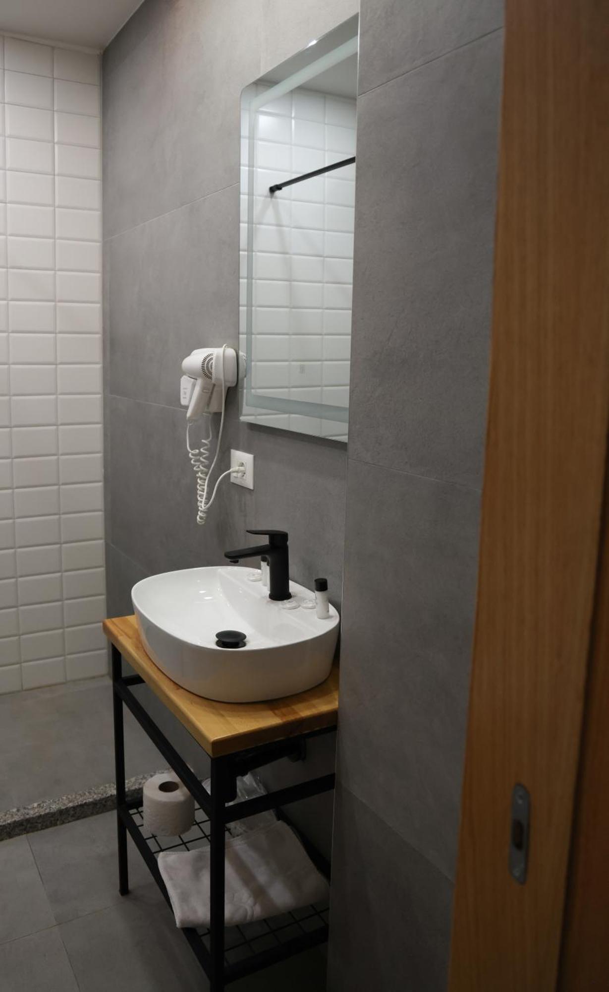 Sol Hotel Shkodër Esterno foto