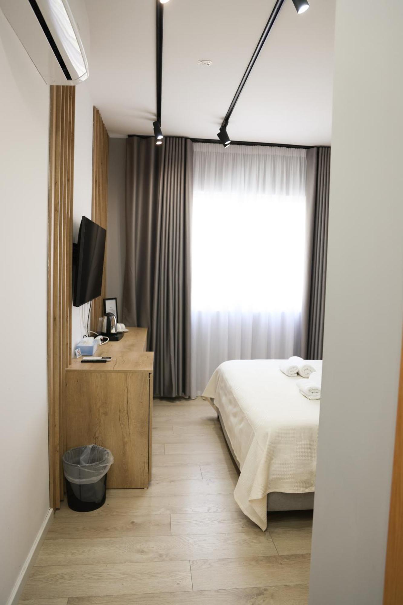 Sol Hotel Shkodër Esterno foto