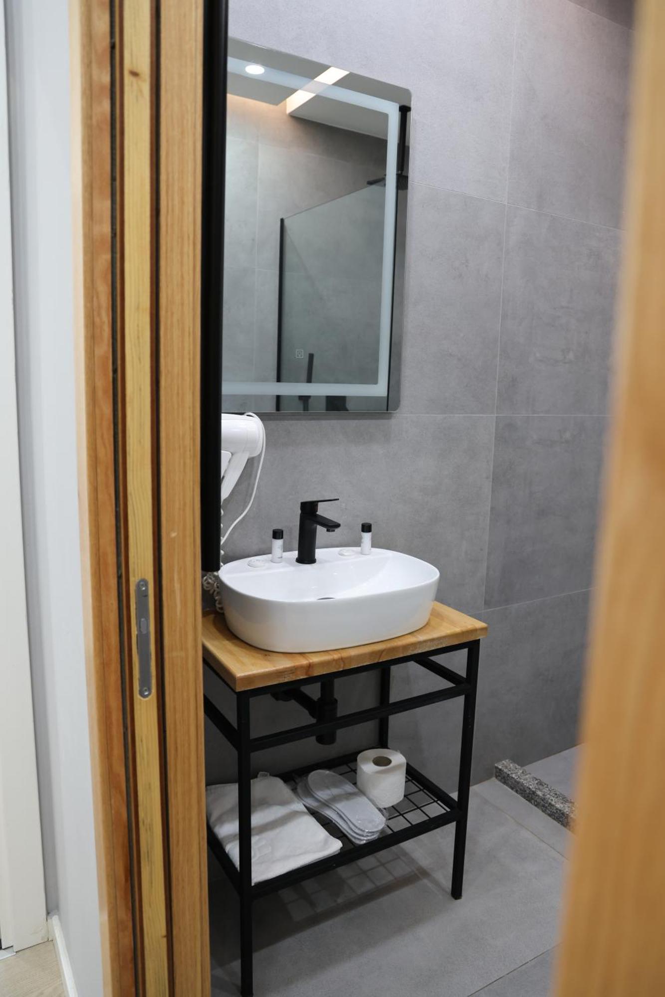 Sol Hotel Shkodër Esterno foto